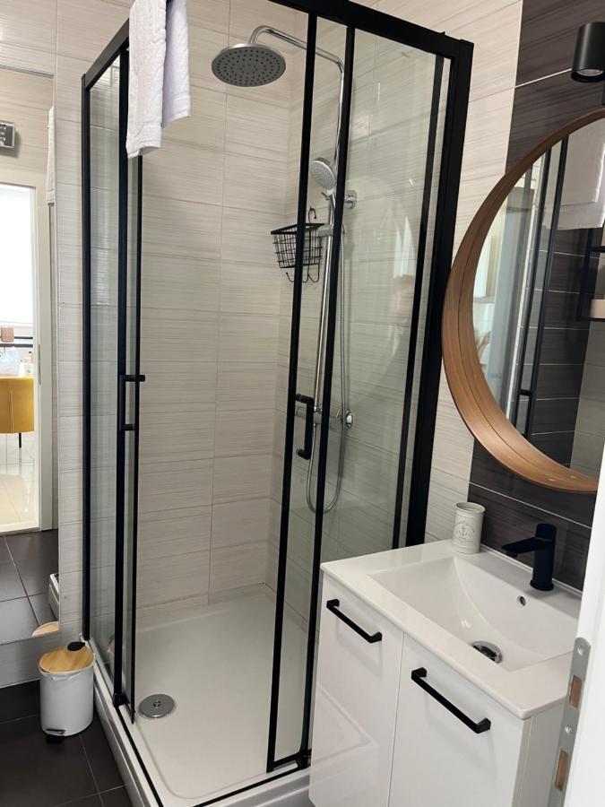 Rino Apartment Klis Luaran gambar